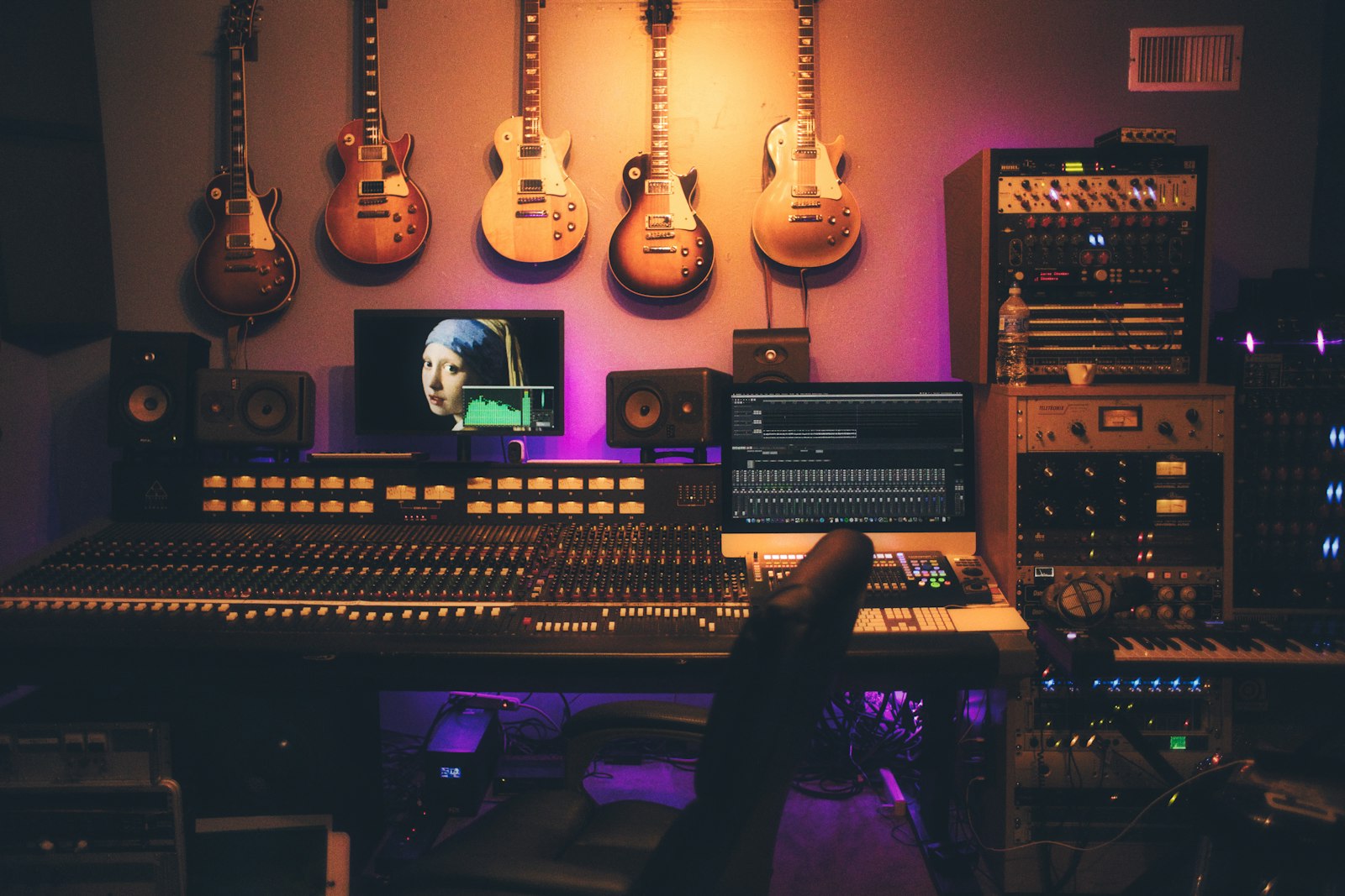 Professional Studio Mixing Console and Audio Mastering Gear